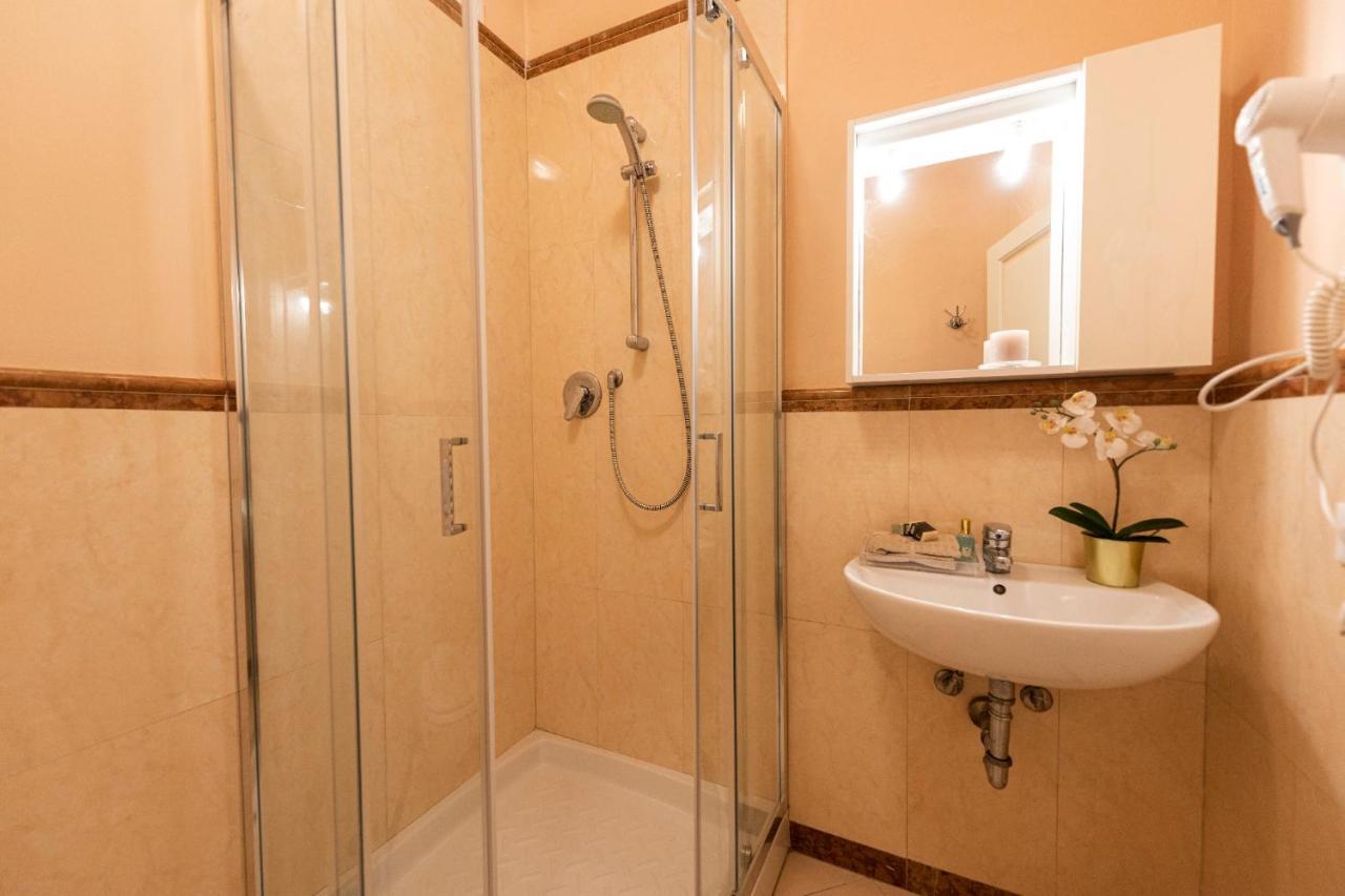 Apartments Florence- Palazzo Pitti Экстерьер фото